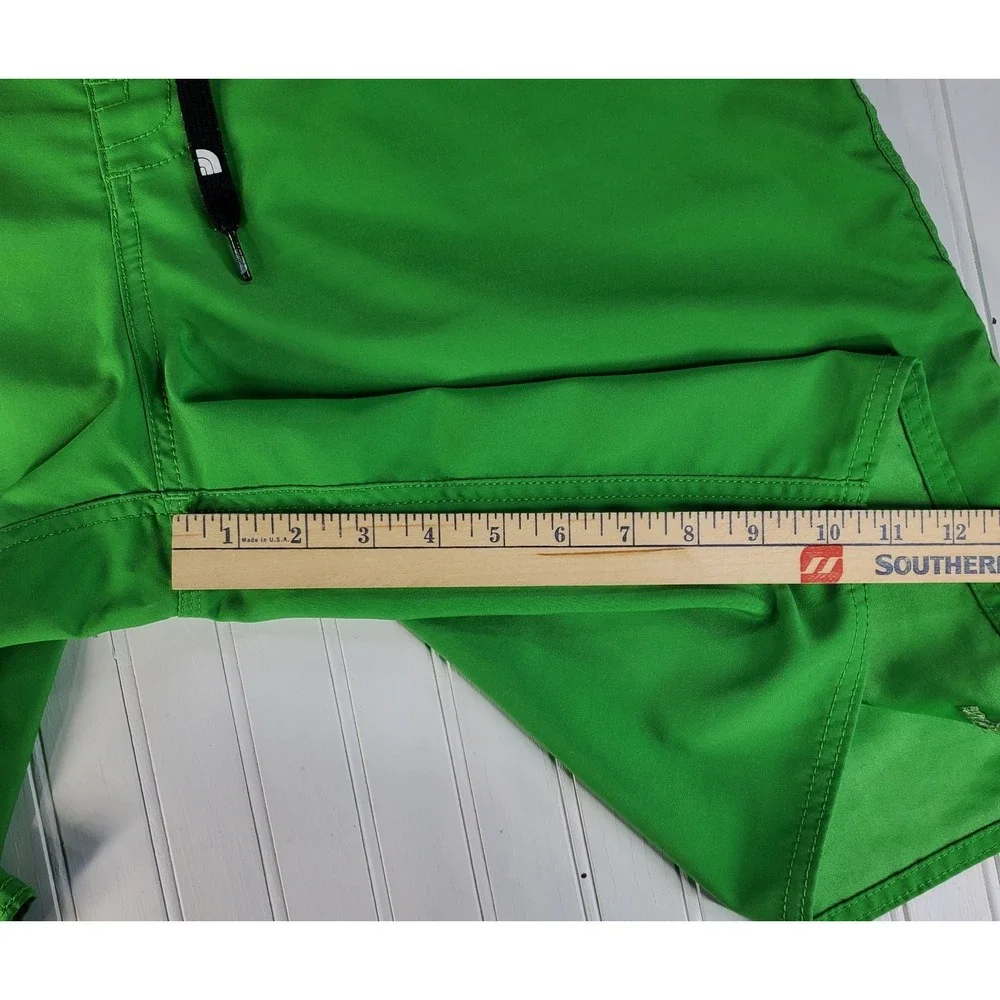 Mens North Face Green Board Shorts Size 38 Swim Trunks Surfer‎ Beach Non Lined